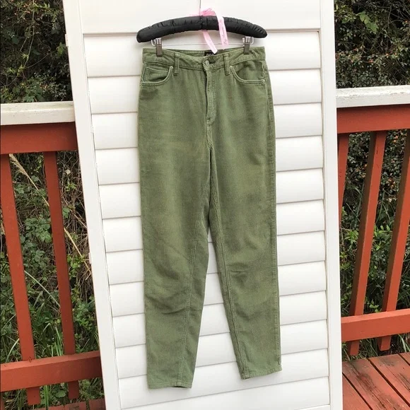 Urban Outfitters Mom High-Rise Corduroy Pants - Picture 5 of 16